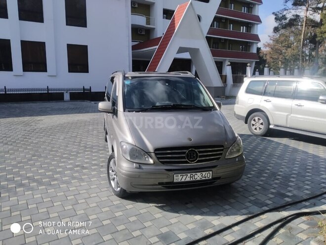 Mercedes Viano 2009, 294,000 km - 3.0 л - Naftalan