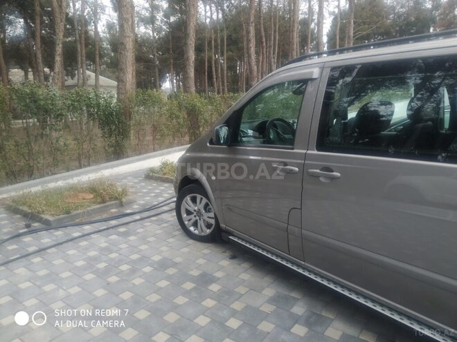 Mercedes Viano 2009, 294,000 km - 3.0 л - Naftalan