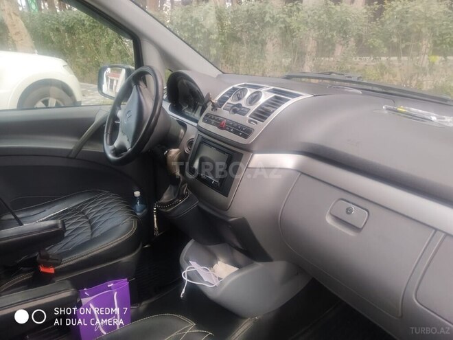 Mercedes Viano 2009, 294,000 km - 3.0 л - Naftalan