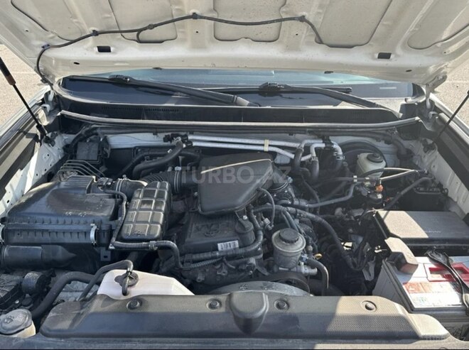 Toyota Prado 2013, 125,000 km - 2.7 l - Ucar