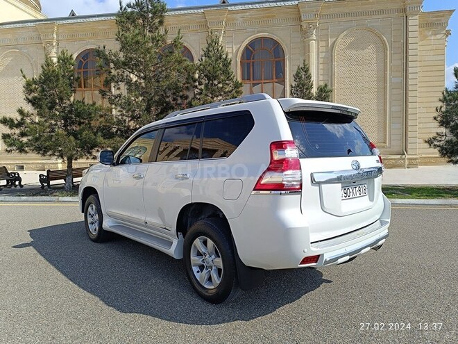 Toyota Prado 2013, 125,000 km - 2.7 l - Ucar