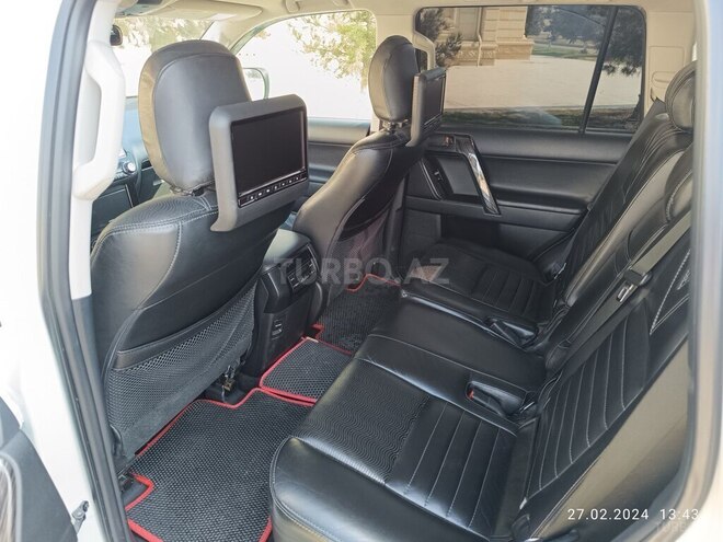 Toyota Prado 2013, 125,000 km - 2.7 l - Ucar