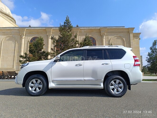 Toyota Prado 2013, 125,000 km - 2.7 l - Ucar