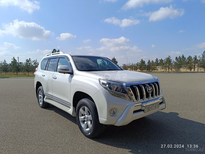 Toyota Prado 2013, 125,000 km - 2.7 l - Ucar