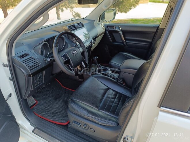Toyota Prado 2013, 125,000 km - 2.7 l - Ucar