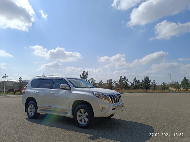Toyota Prado 2013, 125,000 km - 2.7 l - Ucar