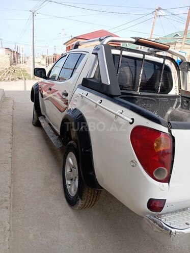 Mitsubishi L200 2006, 496,951 km - 2.5 l - Bakı
