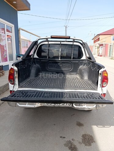 Mitsubishi L200 2006, 496,951 km - 2.5 l - Bakı