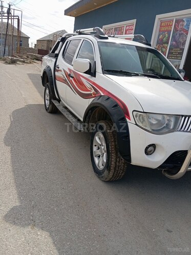 Mitsubishi L200 2006, 496,951 km - 2.5 l - Bakı