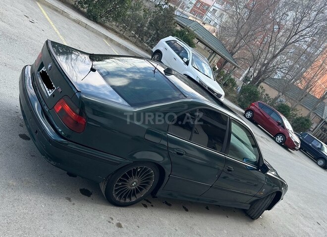 BMW 525 1999, 137,455 km - 2.5 l - Bakı