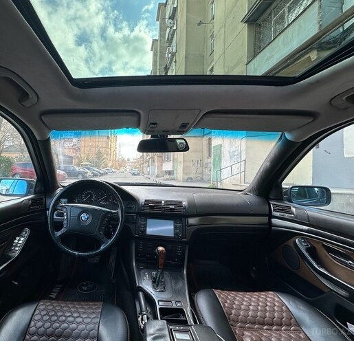 BMW 525 1999, 137,455 km - 2.5 l - Bakı