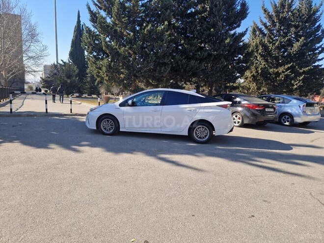 Toyota Prius 2016, 151,000 km - 1.8 l - Bakı