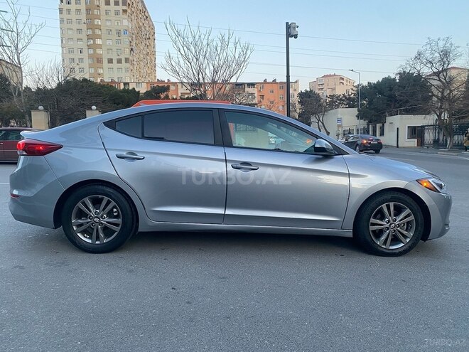 Hyundai Elantra 2016, 98,170 km - 2.0 l - Bakı