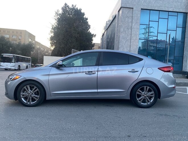 Hyundai Elantra 2016, 98,170 km - 2.0 l - Bakı