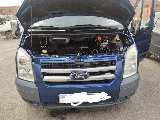 Ford Transit 2009, 260,000 km - 2.5 l - Şəmkir