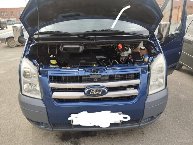 Ford Transit 2009, 260,000 km - 2.5 l - Şəmkir
