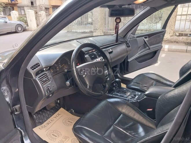 Mercedes C 240 2000, 260,000 km - 2.4 l - Bakı