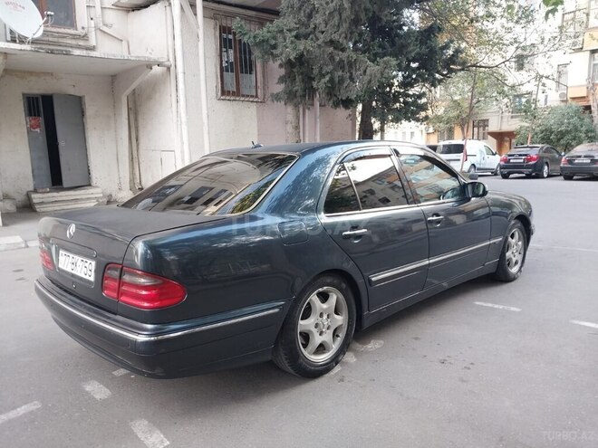 Mercedes C 240 2000, 260,000 km - 2.4 l - Bakı