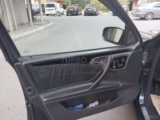 Mercedes C 240 2000, 260,000 km - 2.4 l - Bakı