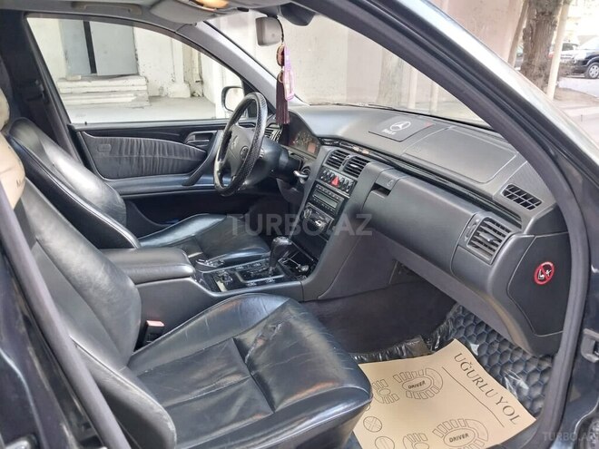 Mercedes C 240 2000, 260,000 km - 2.4 l - Bakı