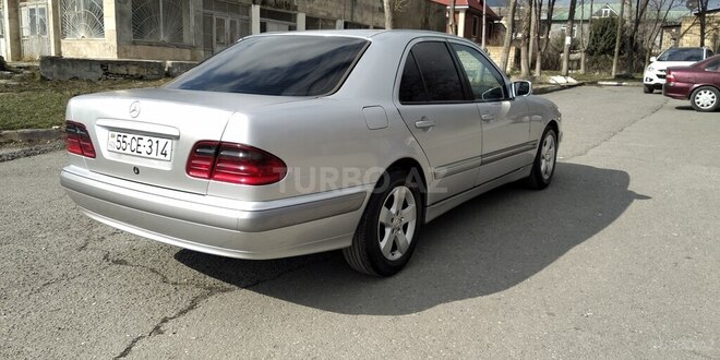 Mercedes E 220 2000, 341,000 km - 2.2 л - Bakı