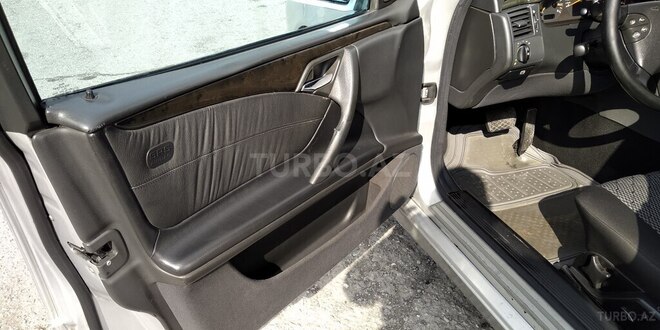 Mercedes E 220 2000, 341,000 km - 2.2 л - Bakı