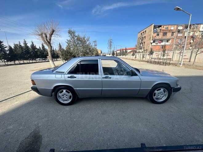 Mercedes 190 1989, 350,000 km - 2.0 l - Sumqayıt