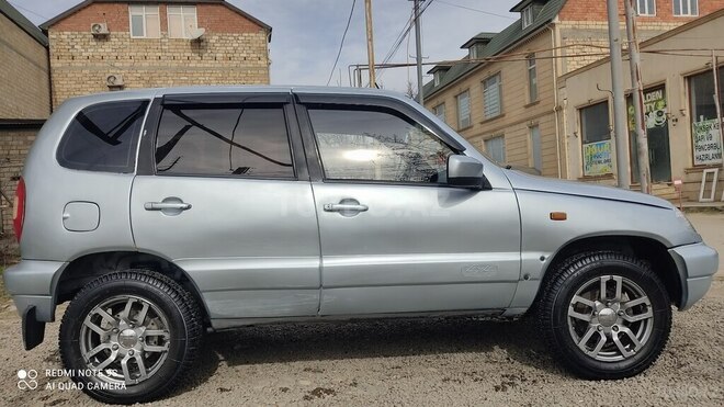 Chevrolet Niva 2005, 197,500 km - 1.7 l - Quba