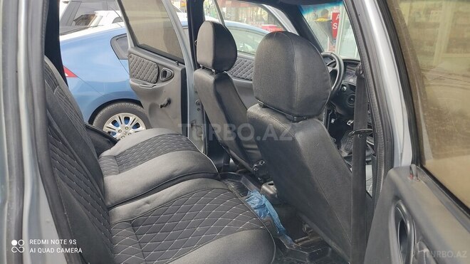 Chevrolet Niva 2005, 197,500 km - 1.7 l - Quba