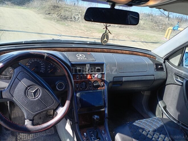 Mercedes C 200 1997, 245,180 km - 2.0 l - Xaçmaz