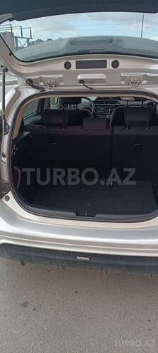 Toyota Prius C 2015, 87,628 km - 1.5 л - Bakı