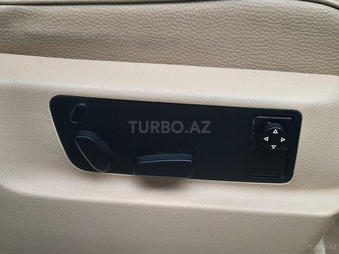 Volkswagen Touareg 2005, 233,000 km - 3.2 л - Bakı