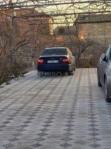 BMW 523 1997, 168,000 km - 2.5 l - Bakı