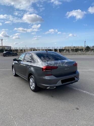 Volkswagen Polo 2021, 68,000 km - 1.6 л - Bakı