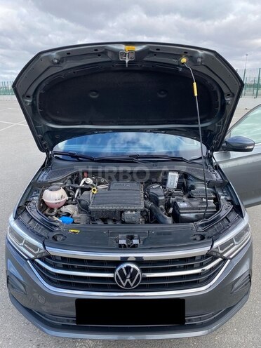 Volkswagen Polo 2021, 68,000 km - 1.6 л - Bakı