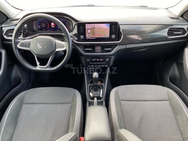 Volkswagen Polo 2021, 68,000 km - 1.6 л - Bakı