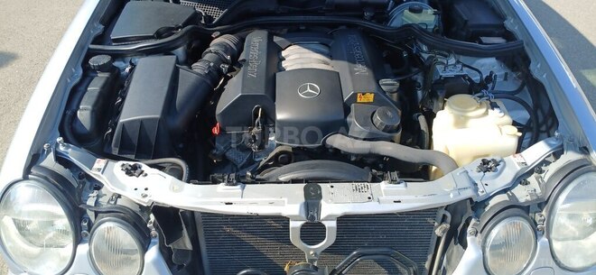 Mercedes E 240 1999, 285,000 km - 2.4 l - Tovuz