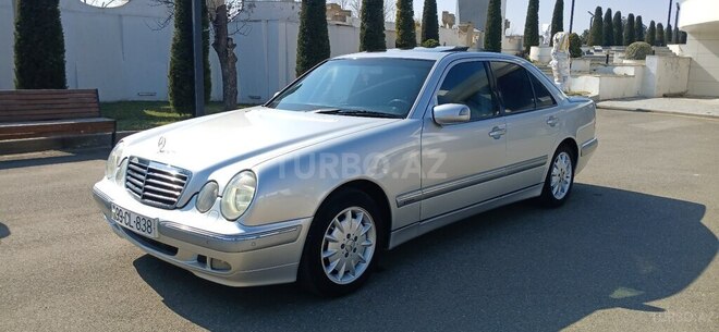 Mercedes E 240 1999, 285,000 km - 2.4 l - Tovuz