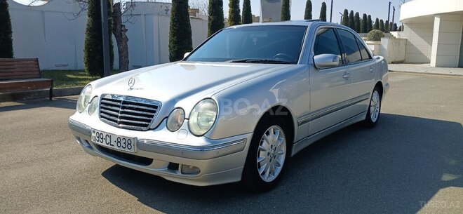 Mercedes E 240 1999, 285,000 km - 2.4 l - Tovuz