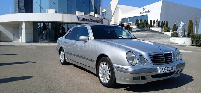 Mercedes E 240 1999, 285,000 km - 2.4 l - Tovuz