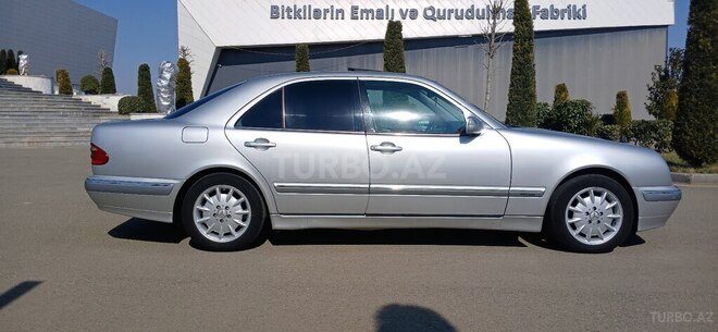 Mercedes E 240 1999, 285,000 km - 2.4 l - Tovuz