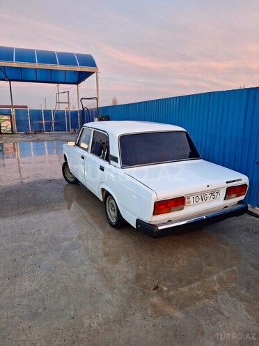 LADA (VAZ) 2107 2007, 105,000 km - 1.6 l - Yevlax