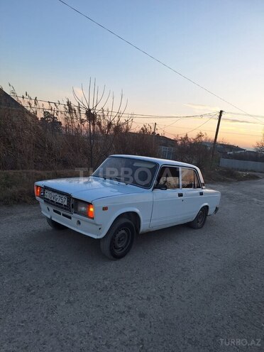 LADA (VAZ) 2107 2007, 105,000 km - 1.6 l - Yevlax