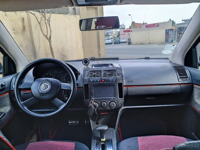 Volkswagen Polo 2004, 251,697 km - 1.4 l - Bakı
