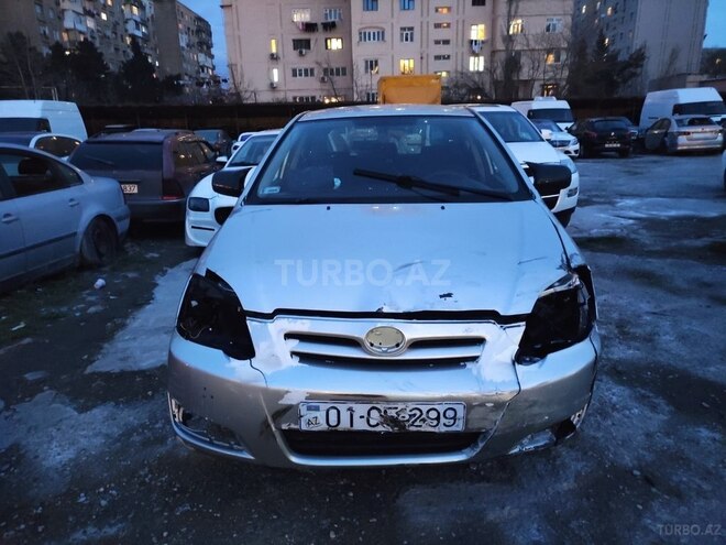Toyota Corolla 2005, 291,657 km - 1.4 l - Bakı