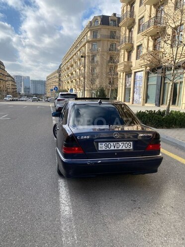 Mercedes E 240 1998, 415,325 km - 2.4 l - Şirvan