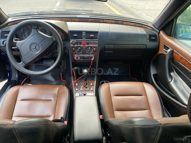 Mercedes E 240 1998, 415,325 km - 2.4 l - Şirvan