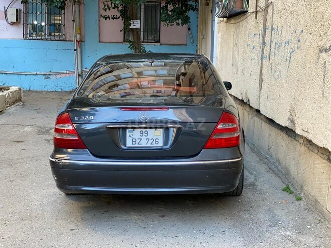 Mercedes E 320 2002, 410,000 km - 3.2 l - Bakı