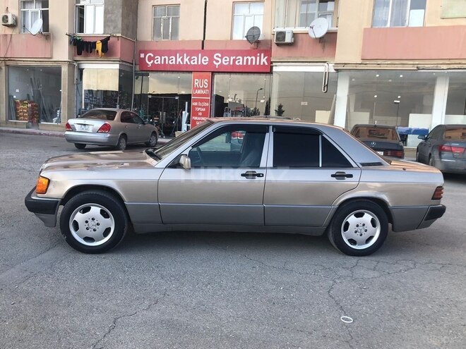Mercedes 190 1990, 490,000 km - 2.0 л - Bakı