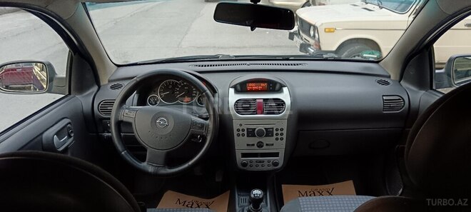 Opel Corsa 2005, 198,900 km - 1.2 l - Şəki
